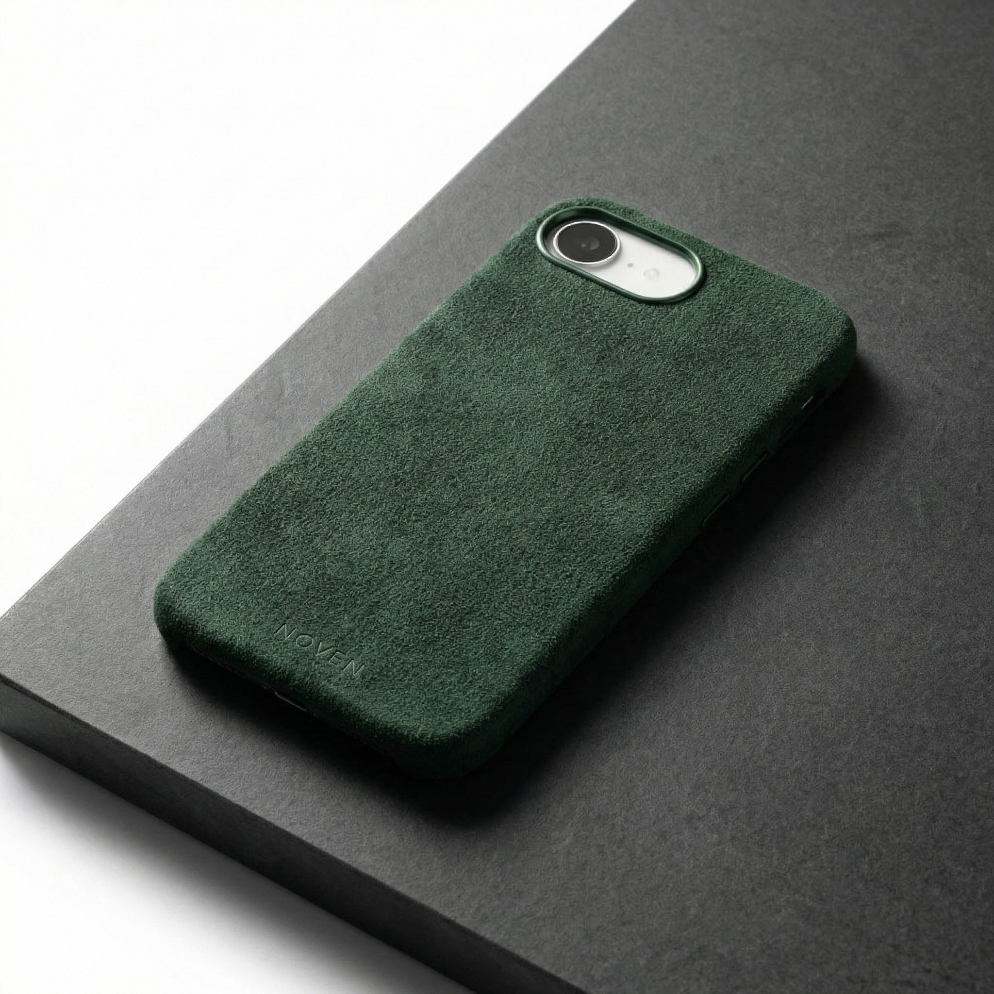 iPhone 16e Alcantara Case - Green