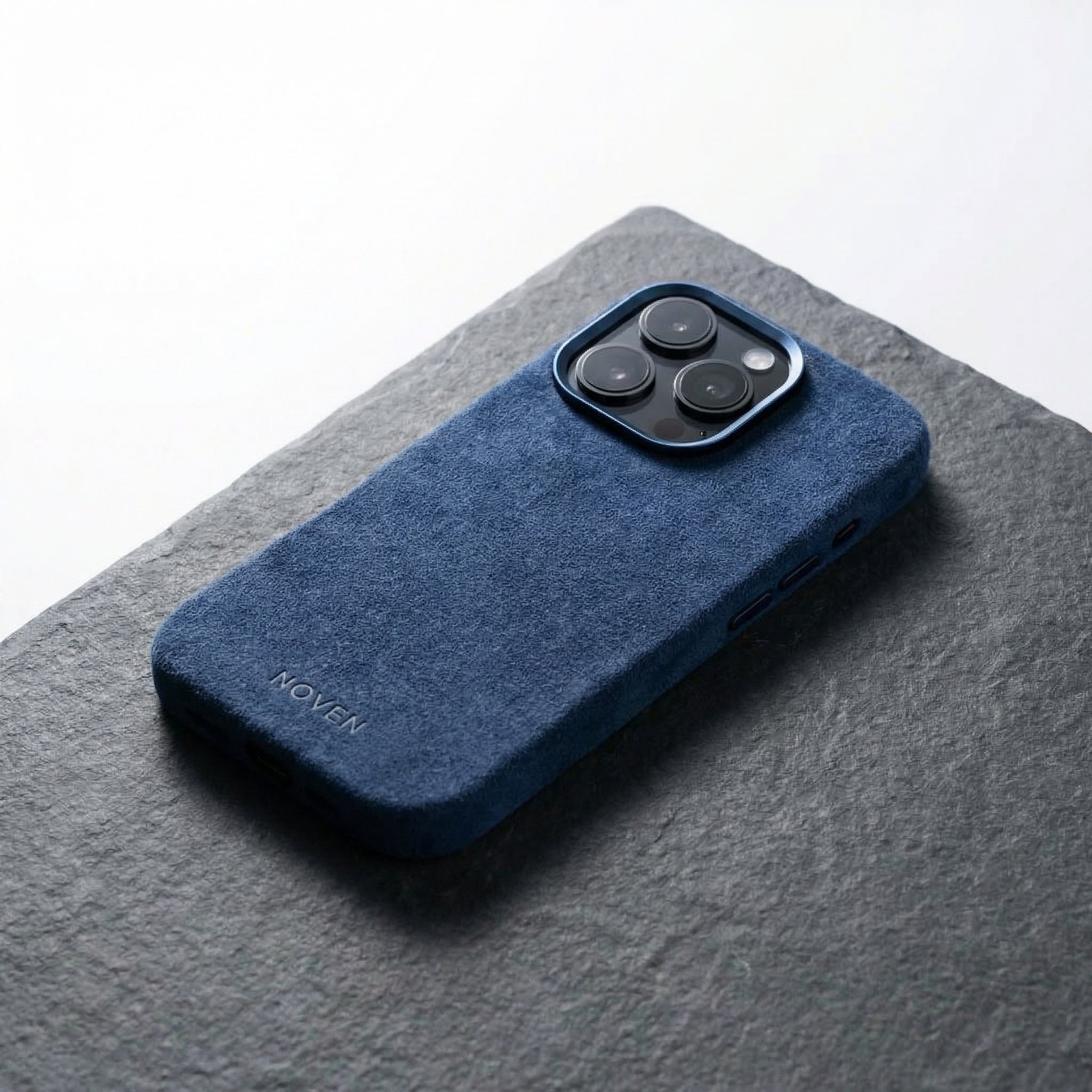 iPhone 15 Pro Alcantara Case - Blue