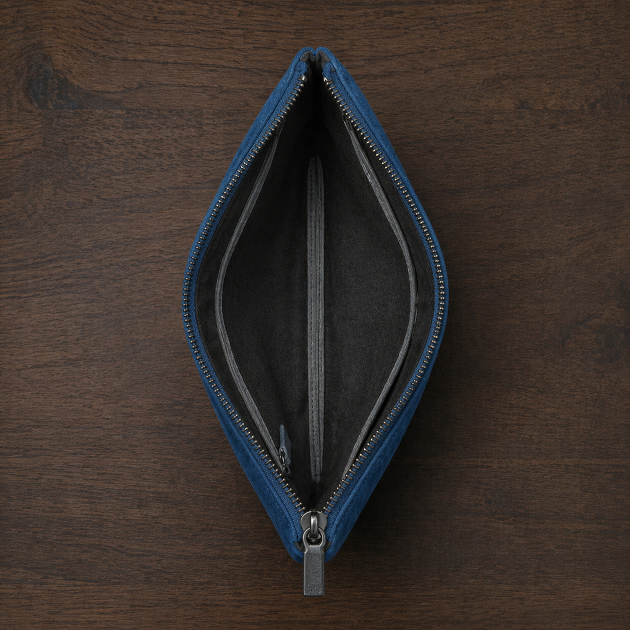 Alcantara Pouch - Blue